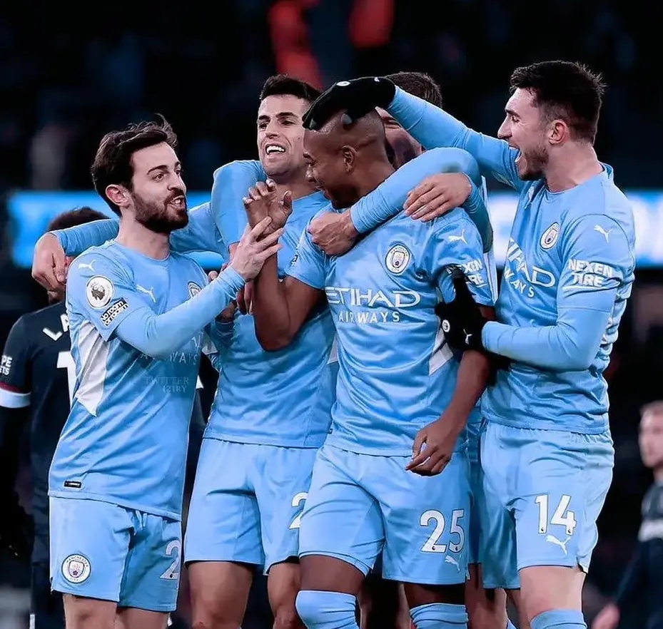 包含国际比赛日英超焦点战，奥兰多魔术豪取连胜，态度坚定，球队文化再被提及的词条